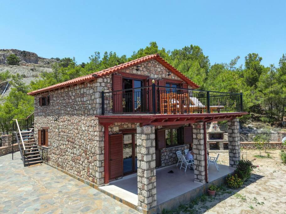 Petronas Land House 2 Villa Archangelos  Eksteriør bilde