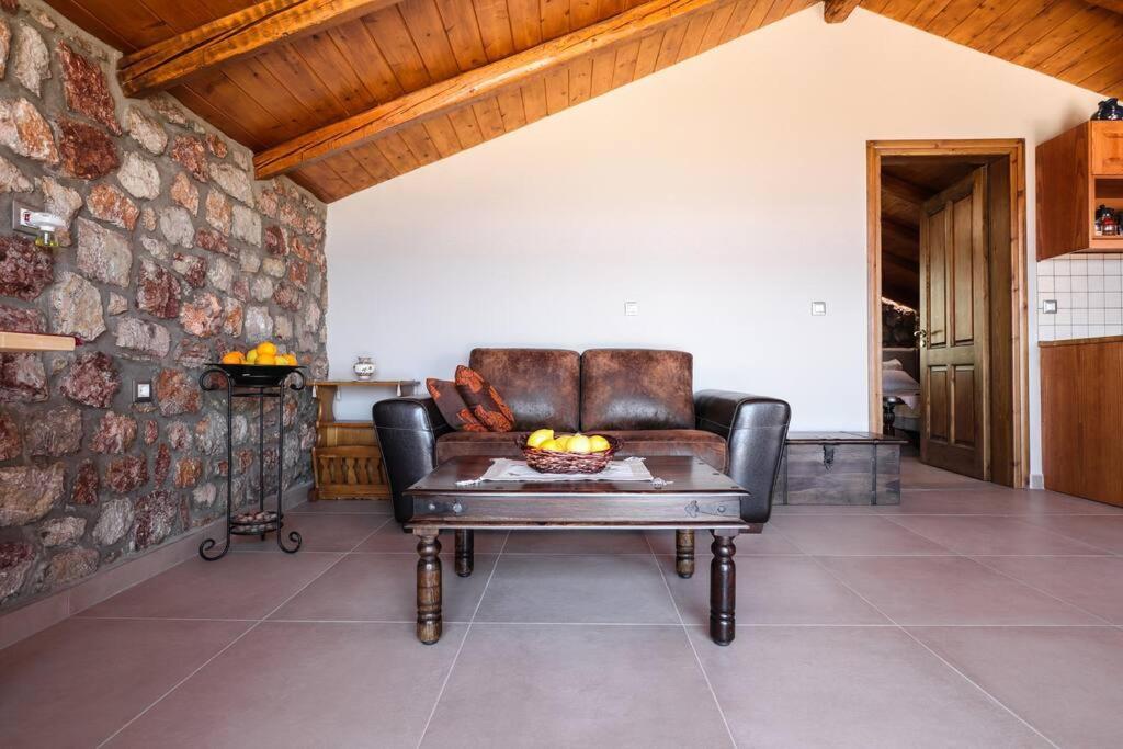 Petronas Land House 2 Villa Archangelos  Eksteriør bilde
