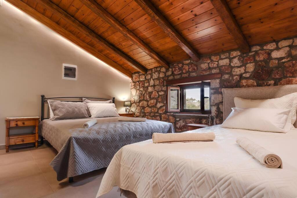 Petronas Land House 2 Villa Archangelos  Eksteriør bilde
